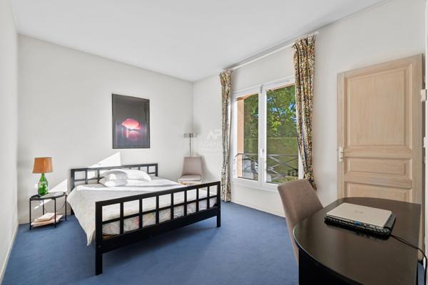 Maison Fourqueux 9 pièce(s) 262 m2 €1 395 000 ** - Référence 17239