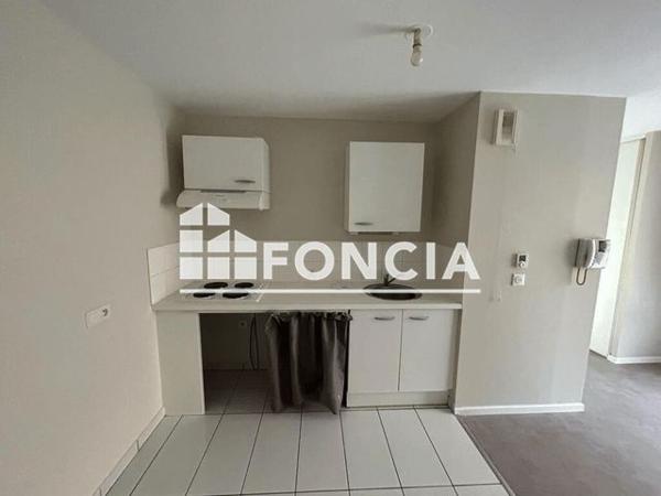 Location Studio 25.06 m² - 18 RUE DE LA REPINIERE Beauvais 60000