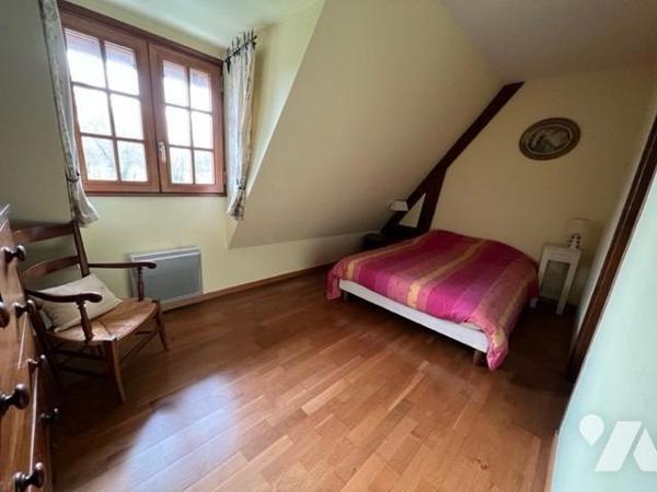 BLONVILLE SUR MER BELLE PROPRIETE BEAUX VOLUMES