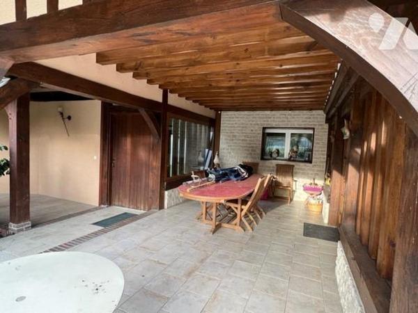 BLONVILLE SUR MER BELLE PROPRIETE BEAUX VOLUMES