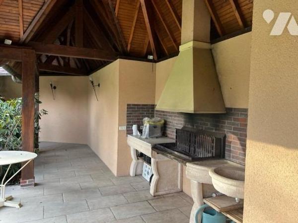 BLONVILLE SUR MER BELLE PROPRIETE BEAUX VOLUMES