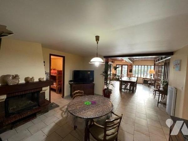 BLONVILLE SUR MER BELLE PROPRIETE BEAUX VOLUMES