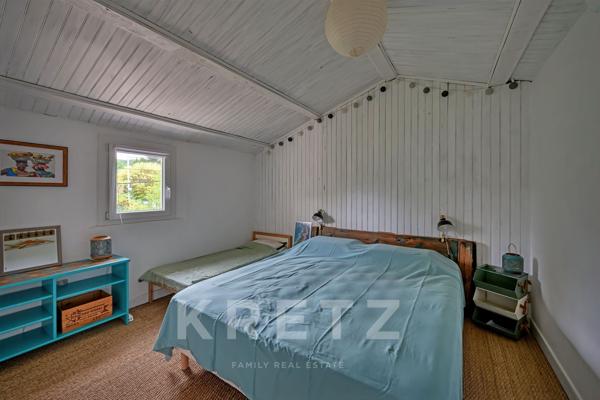 Mazet en pierre rénové, 170 m², piscine et grand terrain près d’Uzès