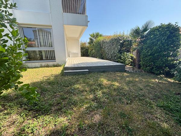 17200 ROYAN ROYAN