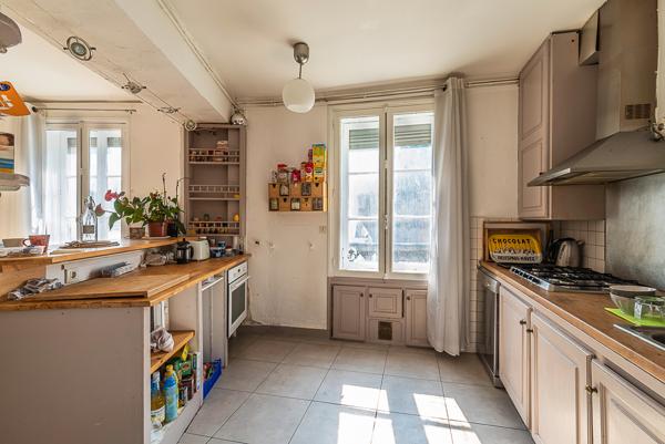 Cergy (95000) RARE - INVESTISSEMENT CLE EN MAIN - RENDEMENT 8% - MAISON CERGY VILLAGE