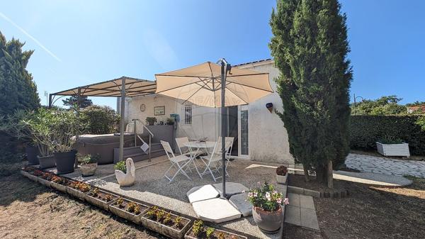 Maison 2 chambre(s) à vendre - Les Mathes, Charente-Maritime - 17