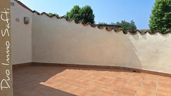 Appartement traversant, avec toit terrasse à ciel ouvert