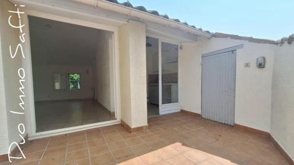 Appartement traversant, avec toit terrasse à ciel ouvert