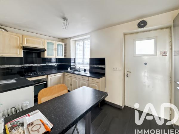 Appartement à vendre 3 pièces 58 m² Saint-Germain-lès-Corbeil