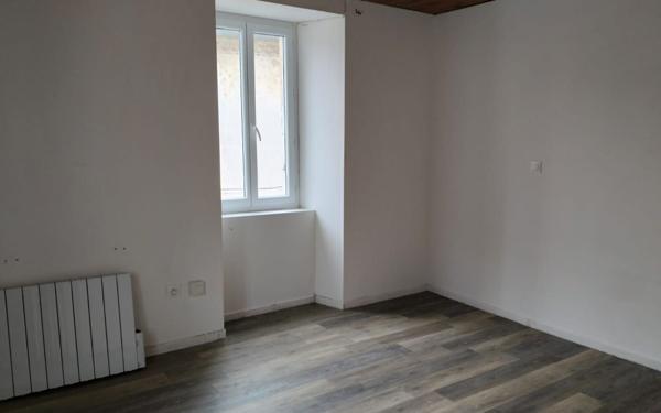 Appartement à louer    3 pièces •  Gagnières