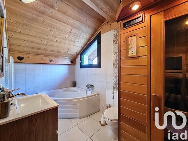 Maison à vendre 9 pièces 198 m² Doussard