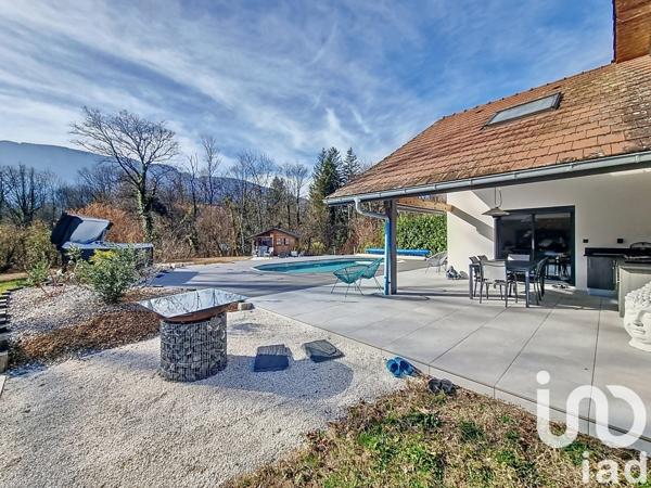 Maison à vendre 9 pièces 198 m² Doussard