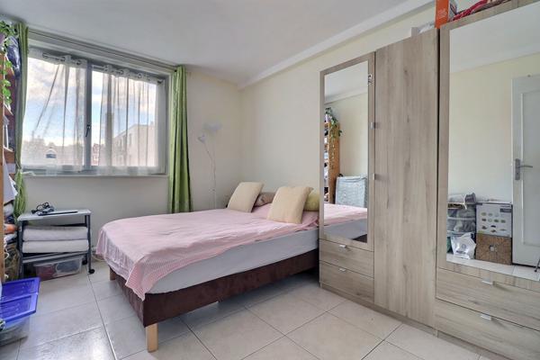 Appartement Aubervilliers 3/4 pièce(s) 74 m2