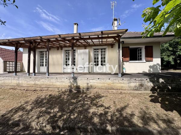 Maison
         3 pièces
        - 60 m² Exclusivité 262 000 € *