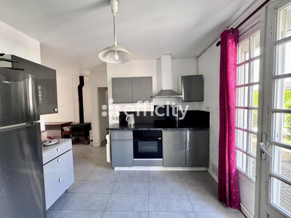 Maison
         3 pièces
        - 60 m² Exclusivité 262 000 € *