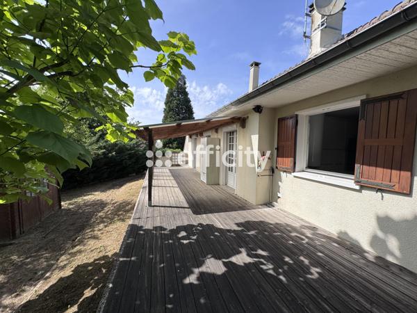 Maison
         3 pièces
        - 60 m² Exclusivité 262 000 € *