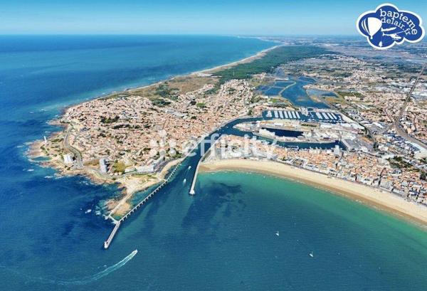 Fonds De Commerce
        
        - 90 m² 225 000 € *