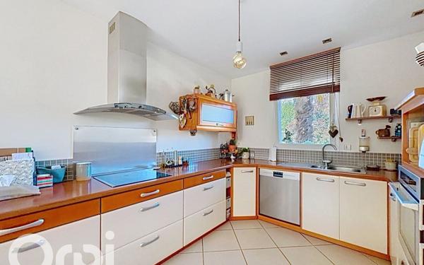 Maison à vendre    6 pièces • 141,42 m2 Le Mans