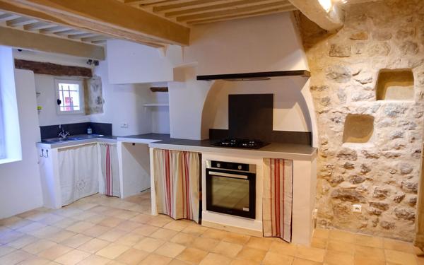 Maison à louer    2 pièces • 45,74 m2 Vitrolles-en-Lubéron