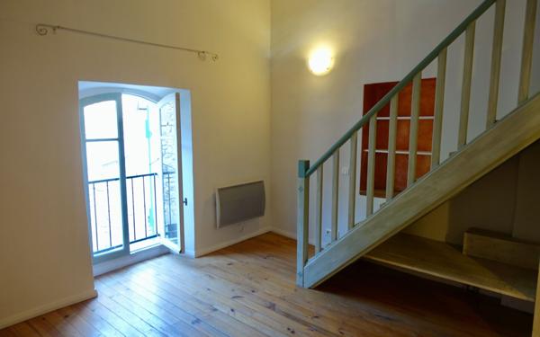 Maison à louer    2 pièces • 45,74 m2 Vitrolles-en-Lubéron