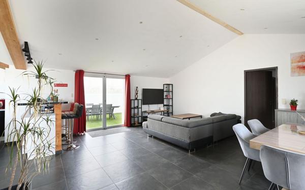 Maison à vendre    4 pièces •  Loix