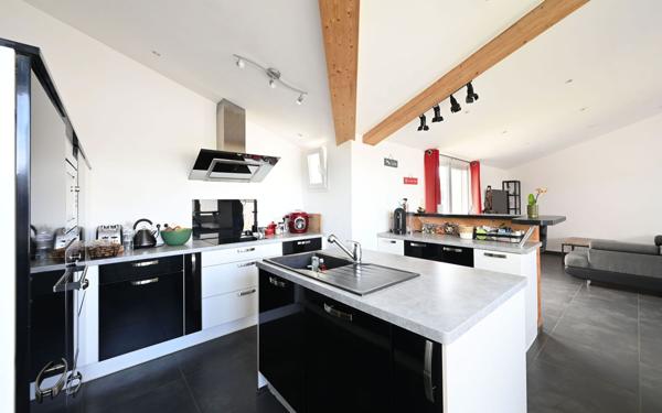 Maison à vendre    4 pièces •  Loix