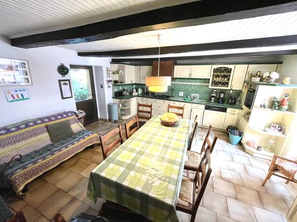 Maison 5 pièce(s) 3 chambre(s) 142 m²