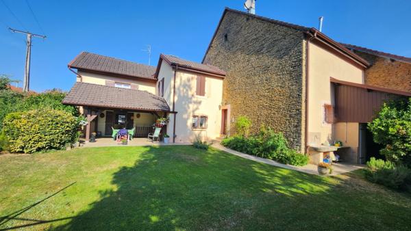 Maison 5 pièce(s) 3 chambre(s) 142 m²