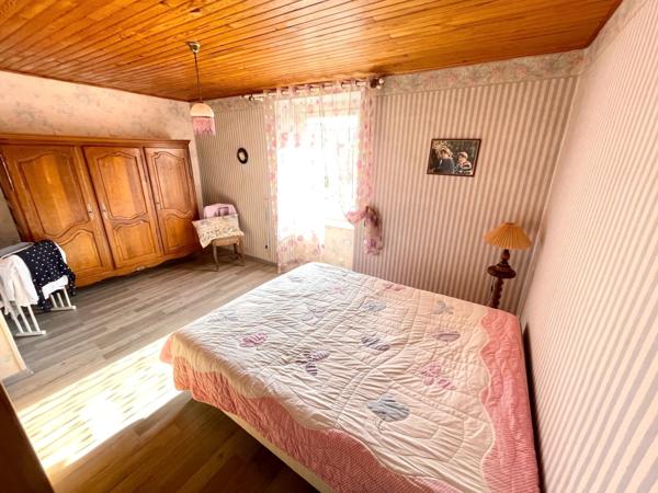 Maison 5 pièce(s) 3 chambre(s) 142 m²