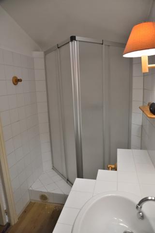 Maison de caractère avec beau jardin arboré avec possibilité local professionnel - Bram (11150)