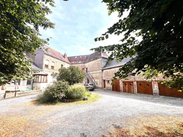Duplex corps de ferme 89m2 2ch 2pl parking