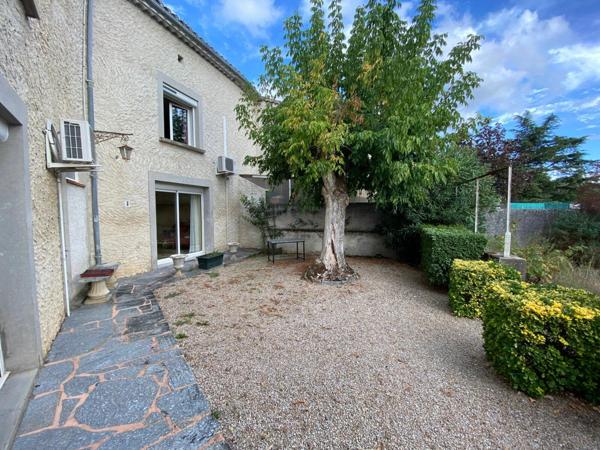 Maison à louer    4 pièces • 125 m2 Guitalens-L'Albarède