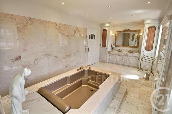 Maison à vendre  8 pièces - 258,41 m 2   ST AVOLD  - 57
