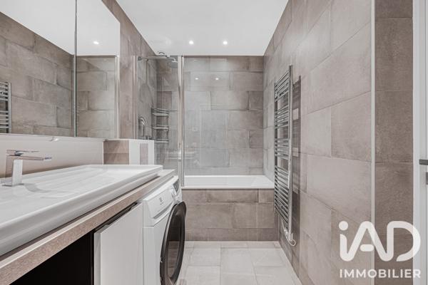 Appartement à vendre 4 pièces 62 m² Paris 8