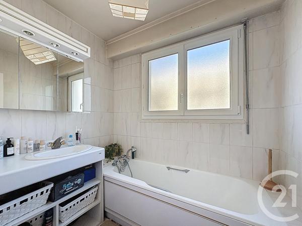 Appartement F6 à vendre  6 pièces - 100,16 m2 LE VESINET - 78