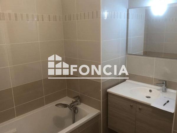 Location Appartement 2 pièces 45.99 m² - 100 CHEMIN DU COLLET BLANC Allauch 13190