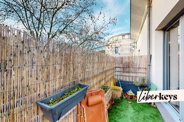 Duplex 4 pièces – 81 m² (101 m² au sol) – Balcon – 2 parkings – Gare à 450 m