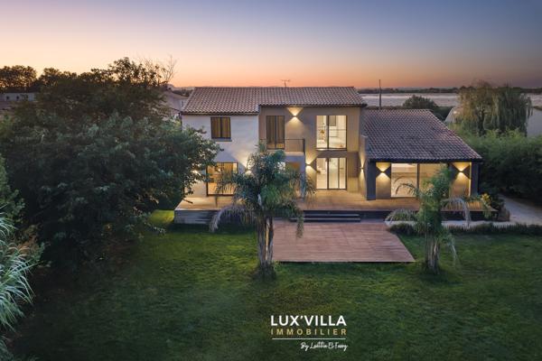 VILLA CONTEMPORAINE AVEC GRAND TERRAIN