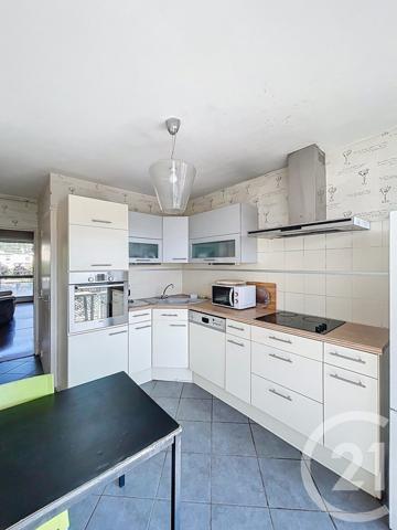 Appartement F4 à vendre  4 pièces - 78,37 m2 CHAMALIERES - 63