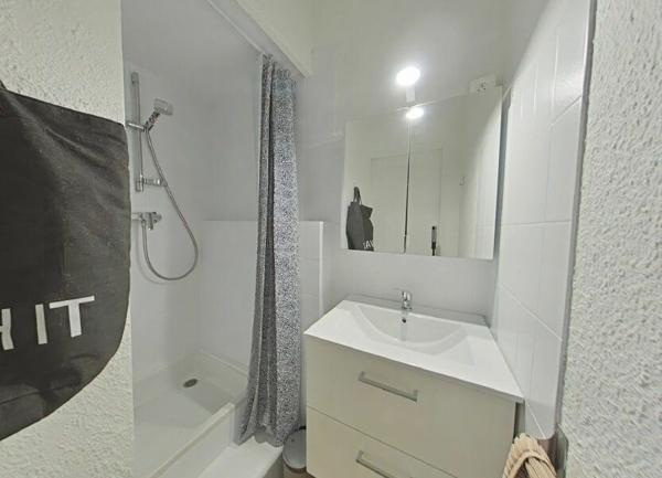 Appartement à louer  2 pièces • 39,52 m2 Romans-sur-Isère