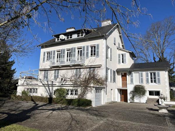 Maison à vendre |  Pau |  7 pièces | 302,4 m²