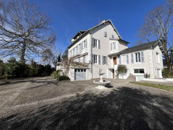 Maison à vendre |  Pau |  7 pièces | 302,4 m²