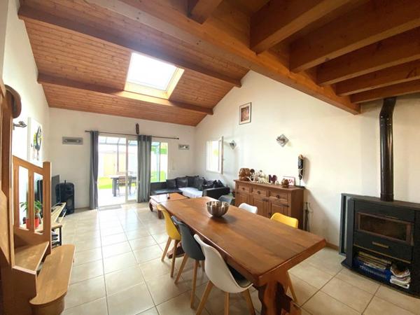 MAISON 3 CHAMBRES - 95 M² - 44680 SAINTE PAZANNE - BUDGET 254 800 HAI