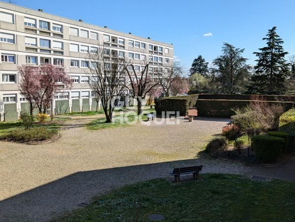 Appartement 4 pièces à vendre à Décines Charpieu