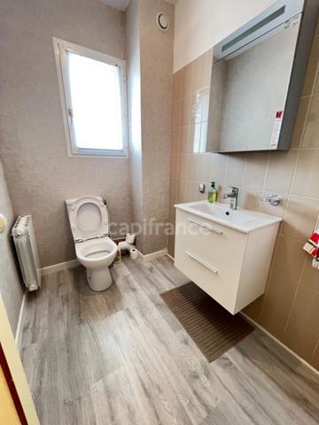 Maison à vendre 6 pièces SAINT LAURENT DE LA MER (22)