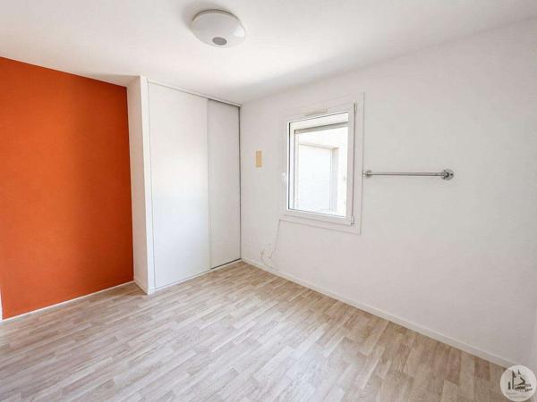 Maison plain-pied années 80 – 3 chambres, terrain