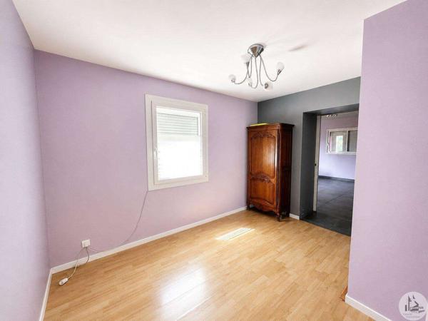 Maison plain-pied années 80 – 3 chambres, terrain