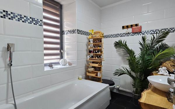 Maison à vendre    9 pièces •  Loudun