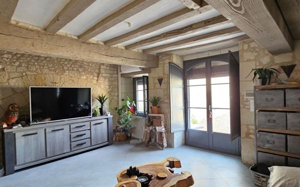 Maison à vendre    9 pièces •  Loudun