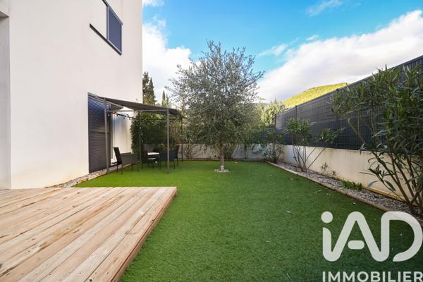 Appartement à vendre 3 pièces 61 m² Cuges-les-Pins